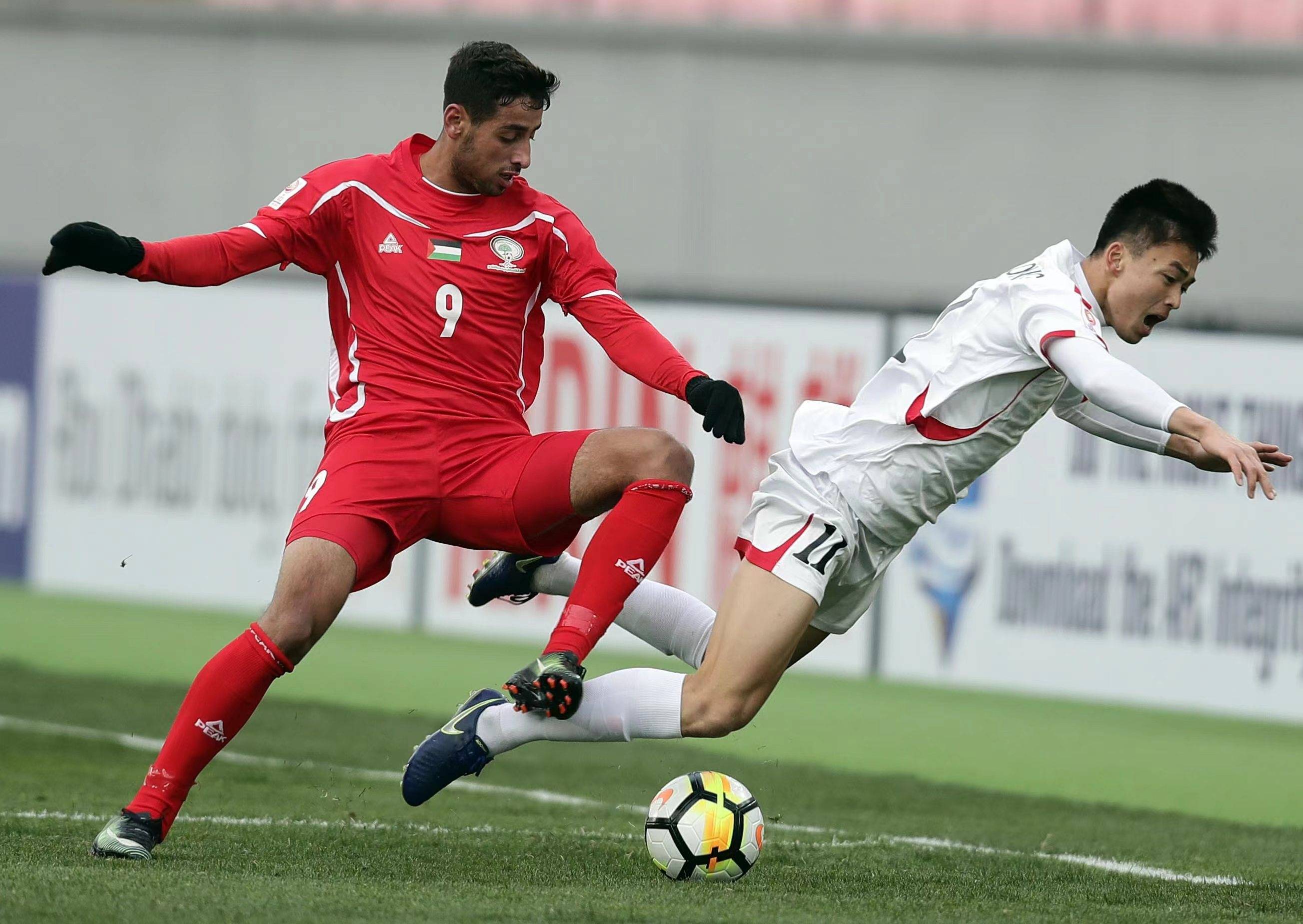 足总杯今晨再迎强敌,圣安东尼奥马刺临场应变,主帅态度:震撼外界,轮换策略成焦点 足总杯今晨再迎强敌,圣安东尼奥马刺临场应变,主帅态度:震撼外界,轮换策略成焦点